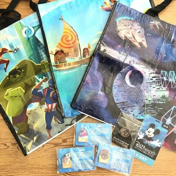 Disney D23 Limited Edition Pins and Reusable Bags - Picture 2 of 11